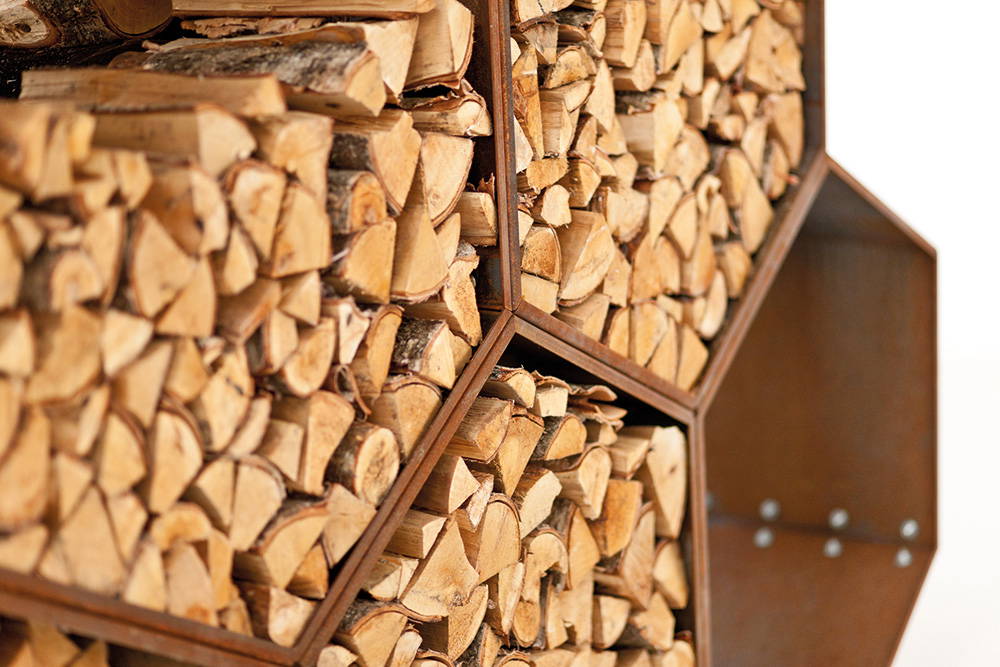 Droog stookhout in Woodbee